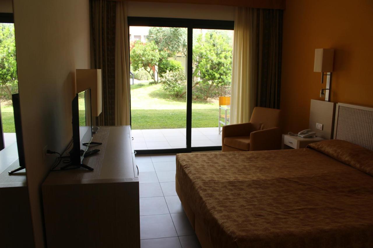 Hotel Futura Club Baja Bianca San Teodoro  Exteriér fotografie