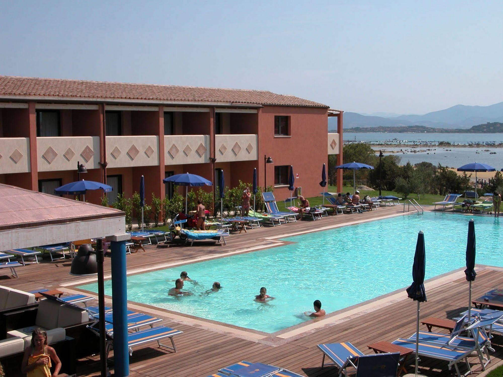 Hotel Futura Club Baja Bianca San Teodoro  Exteriér fotografie