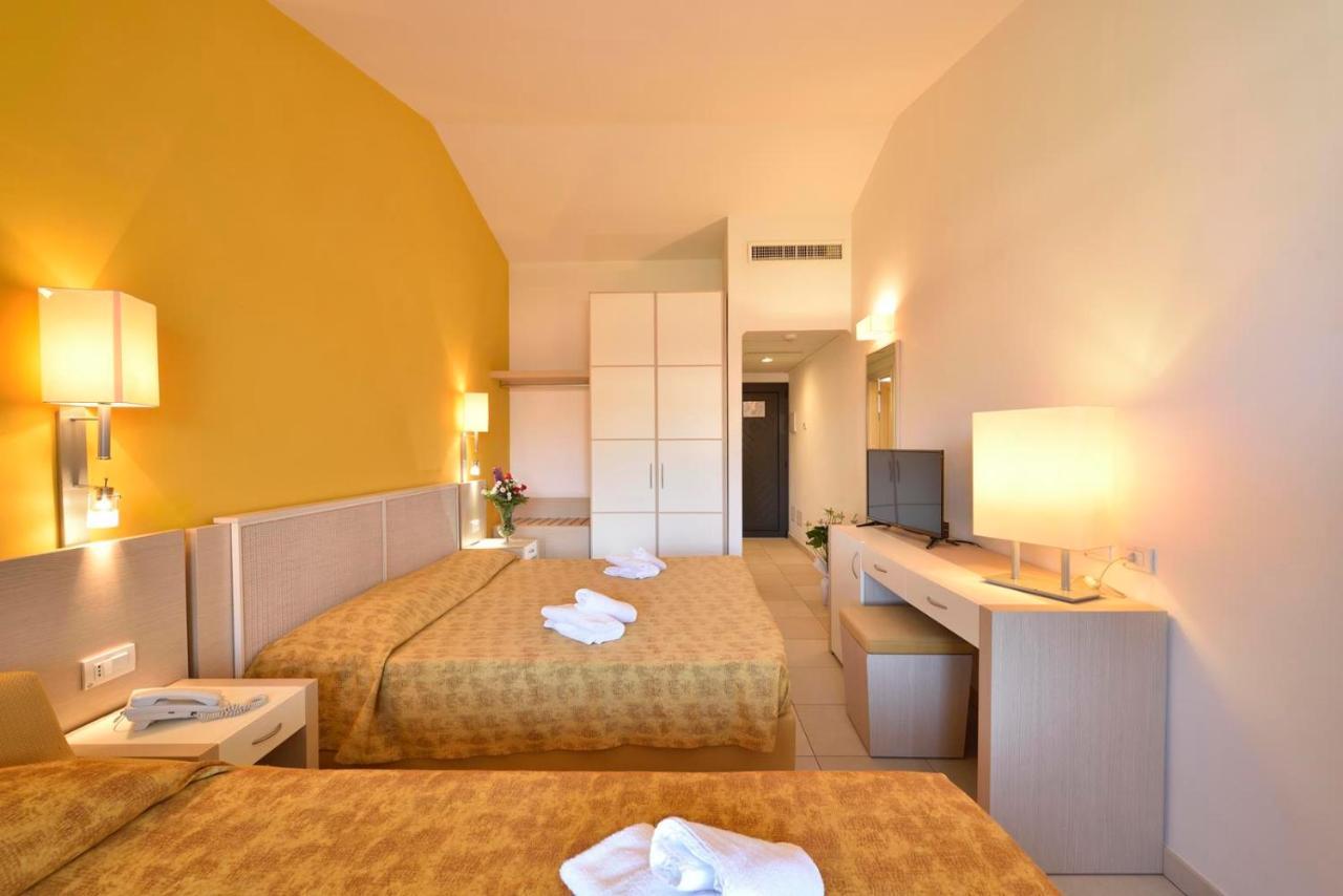Hotel Futura Club Baja Bianca San Teodoro  Exteriér fotografie